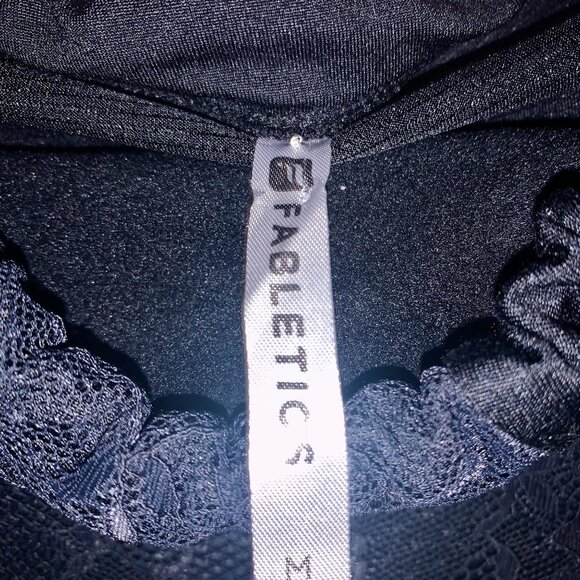 Fabletics Jolie Black Pullover Training Jacket Womens Size Medium - Picture 6 of 6